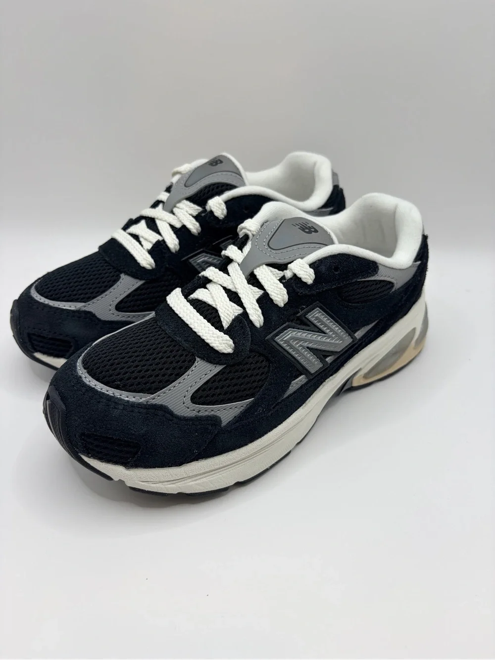New Balance 2010 Lace Black, Gray & Cream Retro Running Sneakers